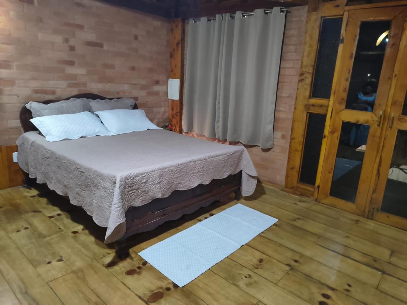 Suite Rustica Aconchego - Com Banheira De Hidromassagem Campos do Jordao Dış mekan fotoğraf